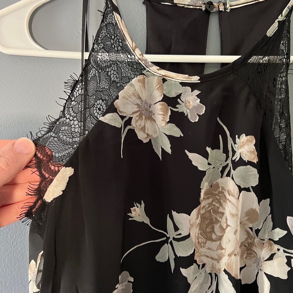 Sienna Sky maxi dress - Picture 3 of 7